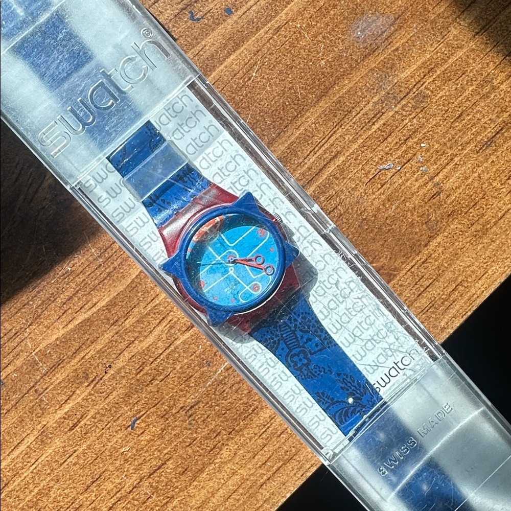 Blue and Red Men's Silicone Strap Watch